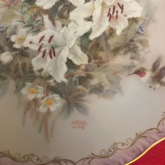 2 Hummingbirds Hand Painted by Lena Liu. Mint Condition. Limited Edition - Picture 4 of 6